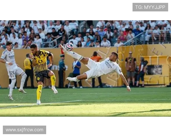 欧冠新王巴黎剑指世俱杯 足坛列强谁能阻挡?(1) 欧冠新王巴黎剑指世俱杯 足坛列强谁能阻挡?(1)